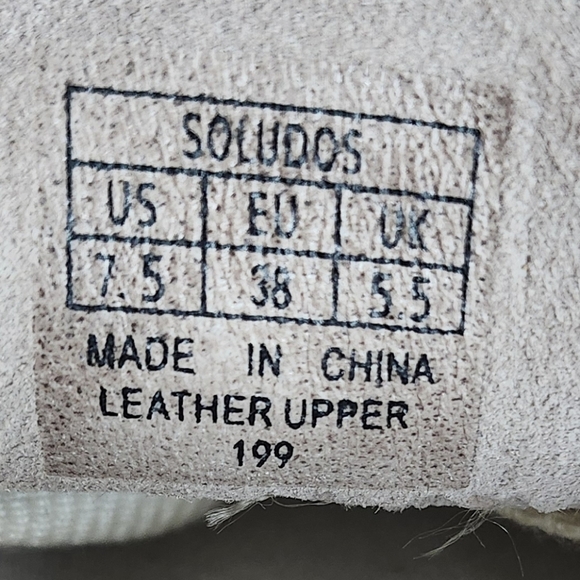 Soludos Taupe Suede Lace Up Sneakers Cut Out Pattern Size 7.5 NEW! - Picture 10 of 11